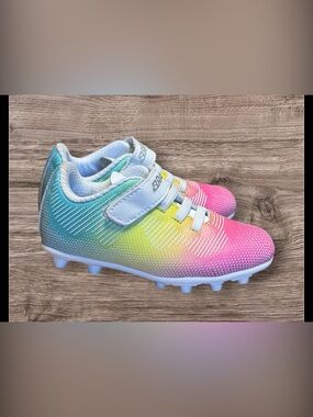 Like new! Brava Soccer Toddler Exempt 2.0 Soccer Cleats SZ 7